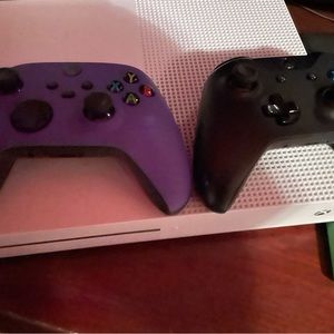 Xbox one in excellent condition. Comes with two controllers and some games.